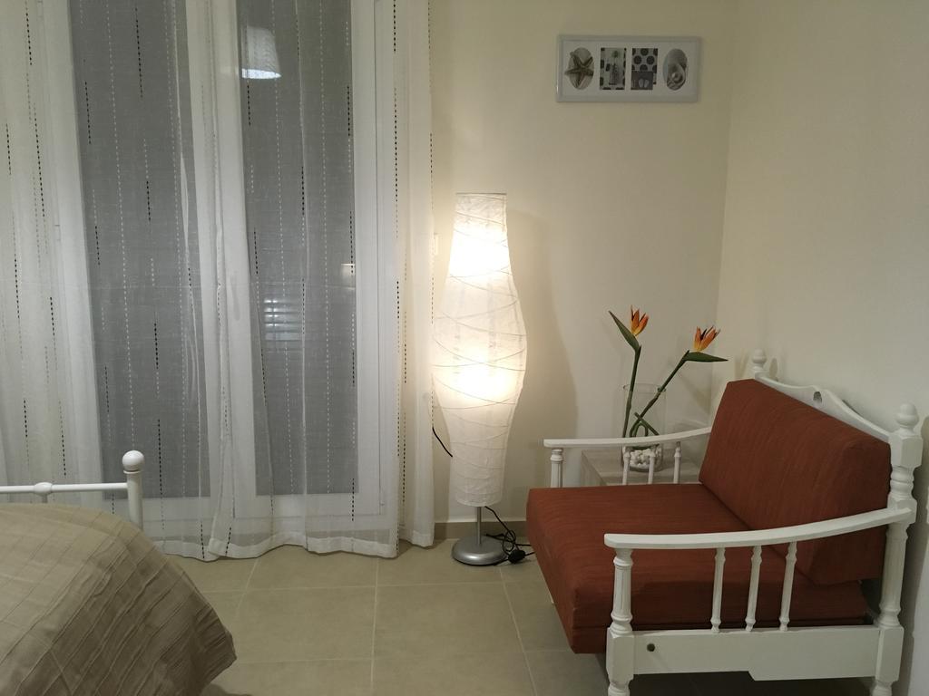Demeliza Apartments Pláka Kültér fotó