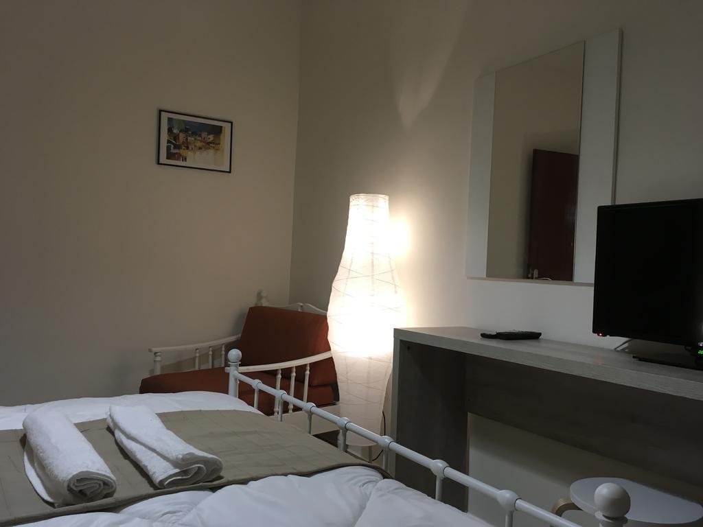 Demeliza Apartments Pláka Kültér fotó